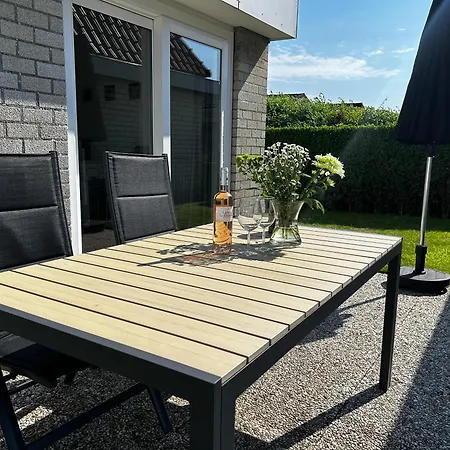 Noordzee D 펜션 줄리아나도르프